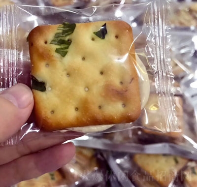 大童小譯臺灣香蔥牛軋餅干小零食早餐點心