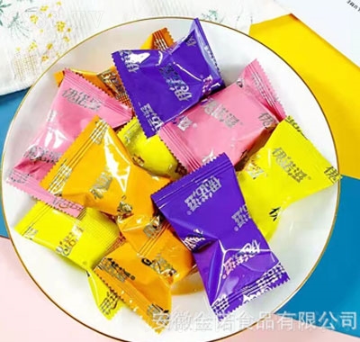 伊諾滋凍干酸奶塊草莓黃桃藍莓芒果四種口味