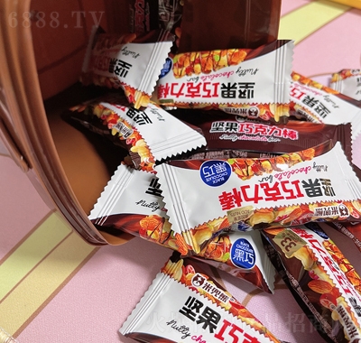 米兜熊堅果棒代餐零食甜品巧克力小吃桶裝